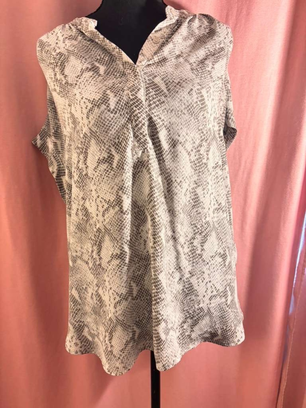Adrienne Vittadini Sleeveless Snake-Print V-Neck Top - White, Gray